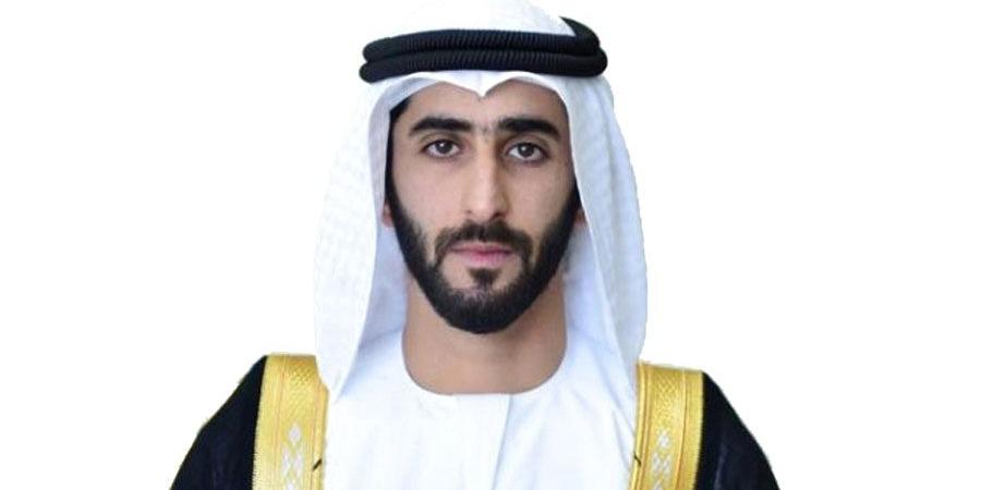 ماجد بن سعود المعلا يسلم المواطنين مفاتيح مساكنهم الجديدة بمنطقة النخيلة